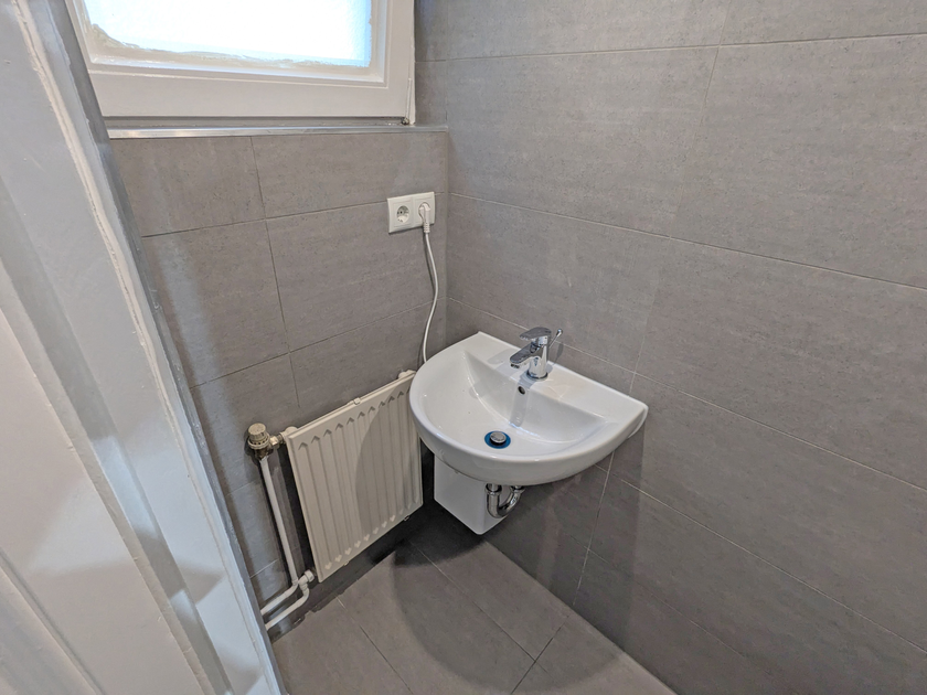 Neu saniertes WC Neu saniertes WC