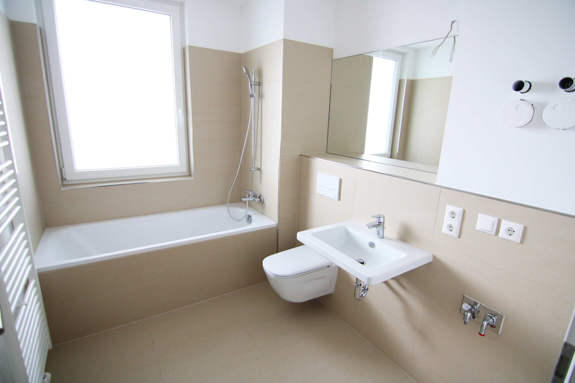 Elegantes Wannenbad Elegantes Wannenbad