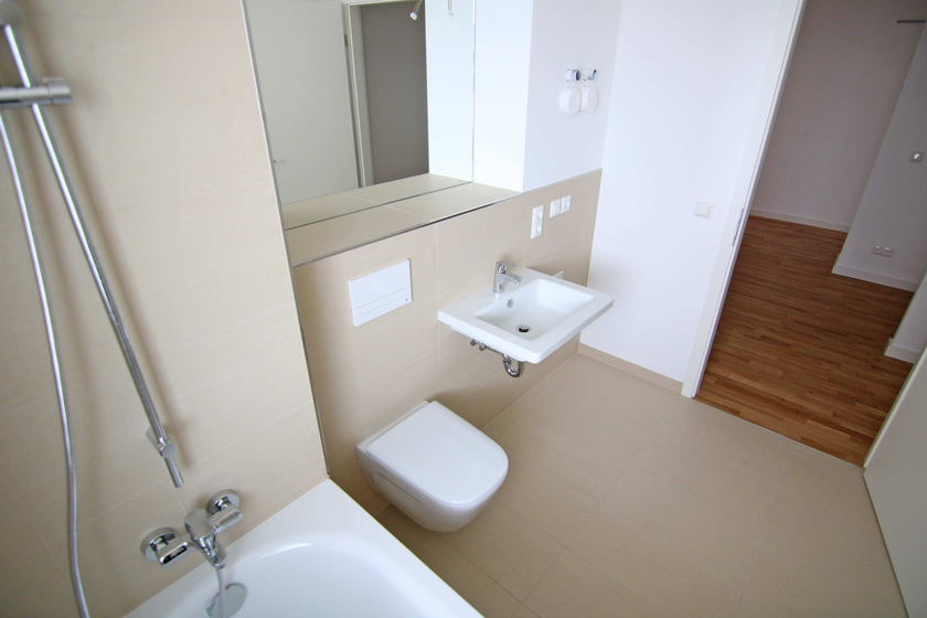 Elegantes Wannenbad Elegantes Wannenbad